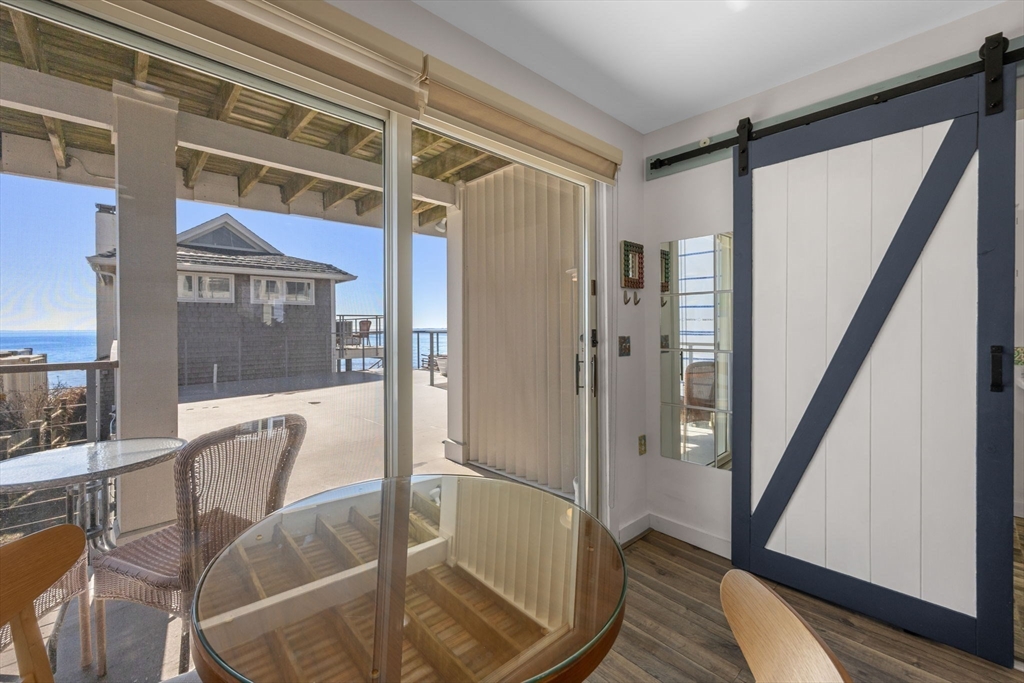 495 Commercial St # 11