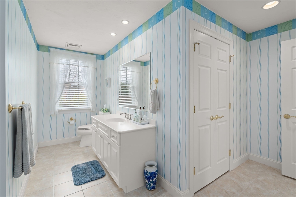 60 Caldwell Farm Rd # 60