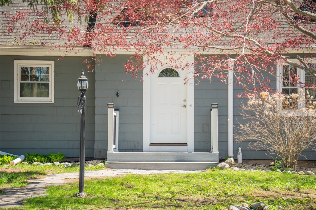 1 Lincoln St