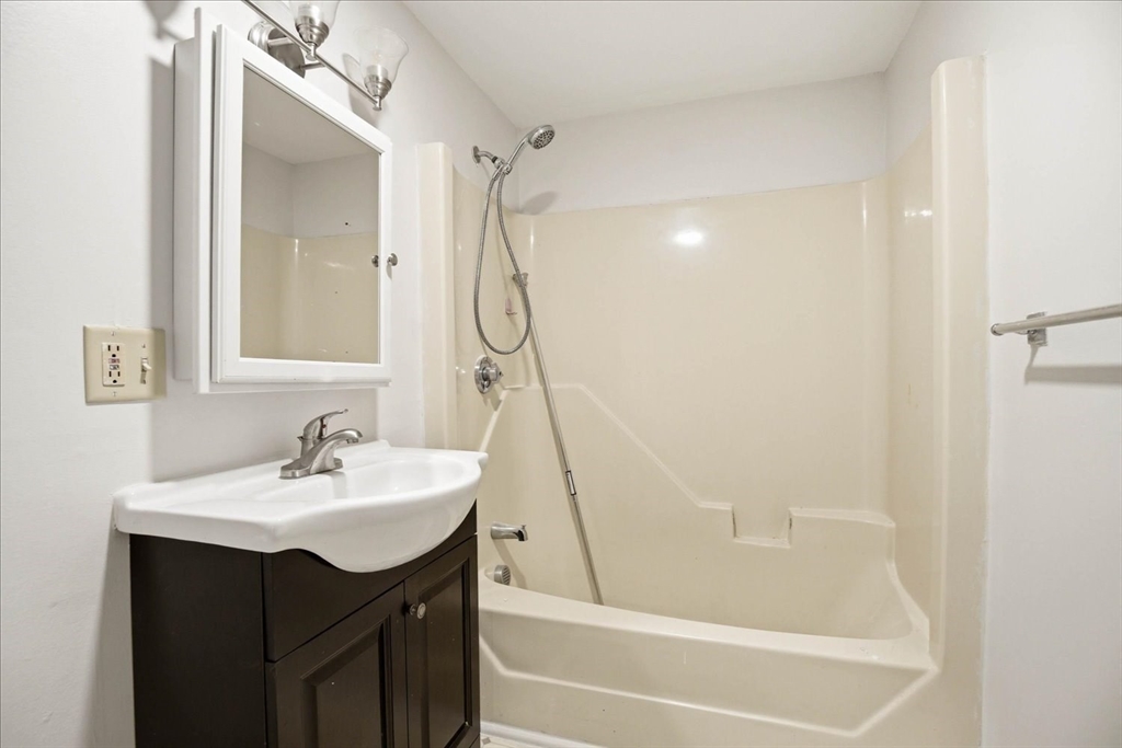 31 Dublin Ct # 2