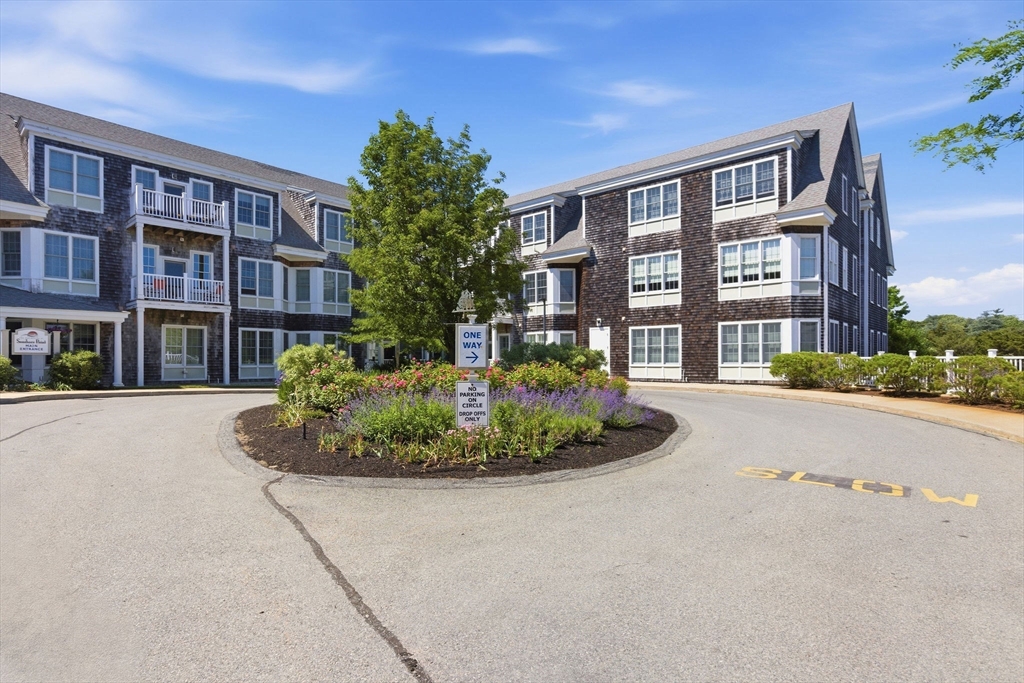 100 Alden St # 308