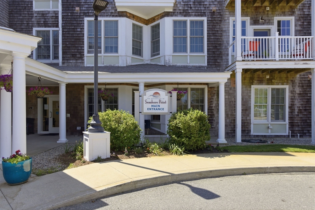 100 Alden St # 308