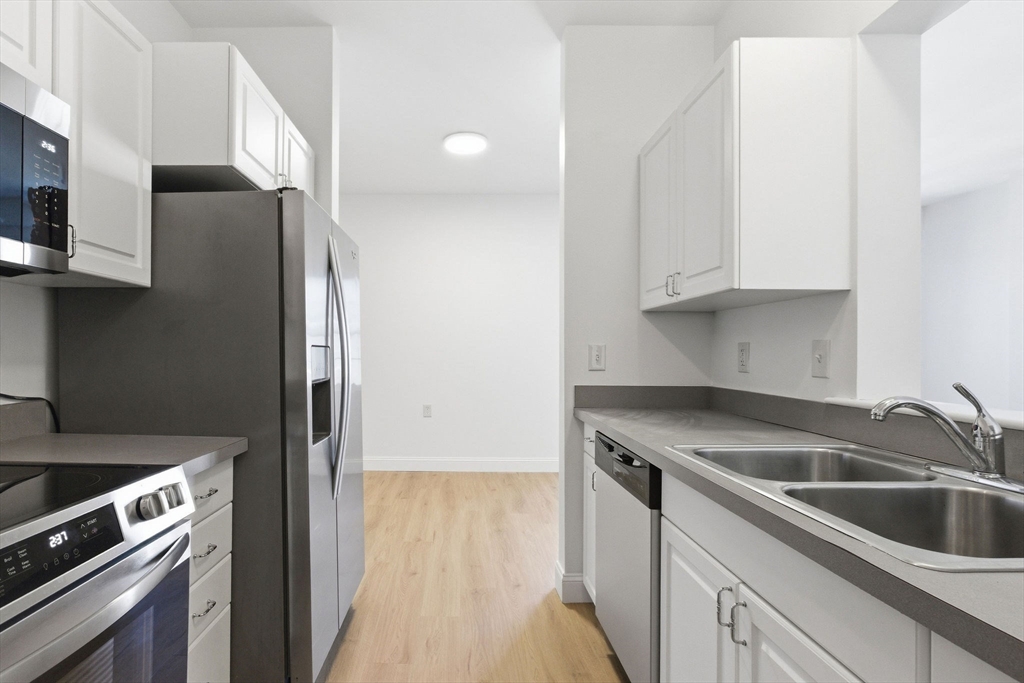 100 Alden St # 308