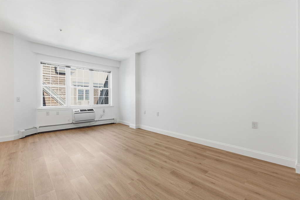 100 Alden St # 308