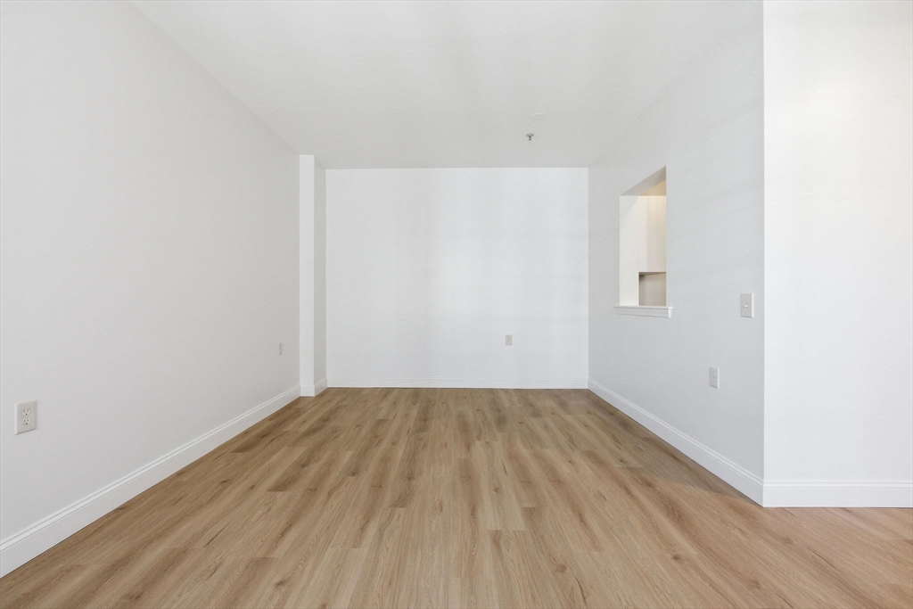 100 Alden St # 308