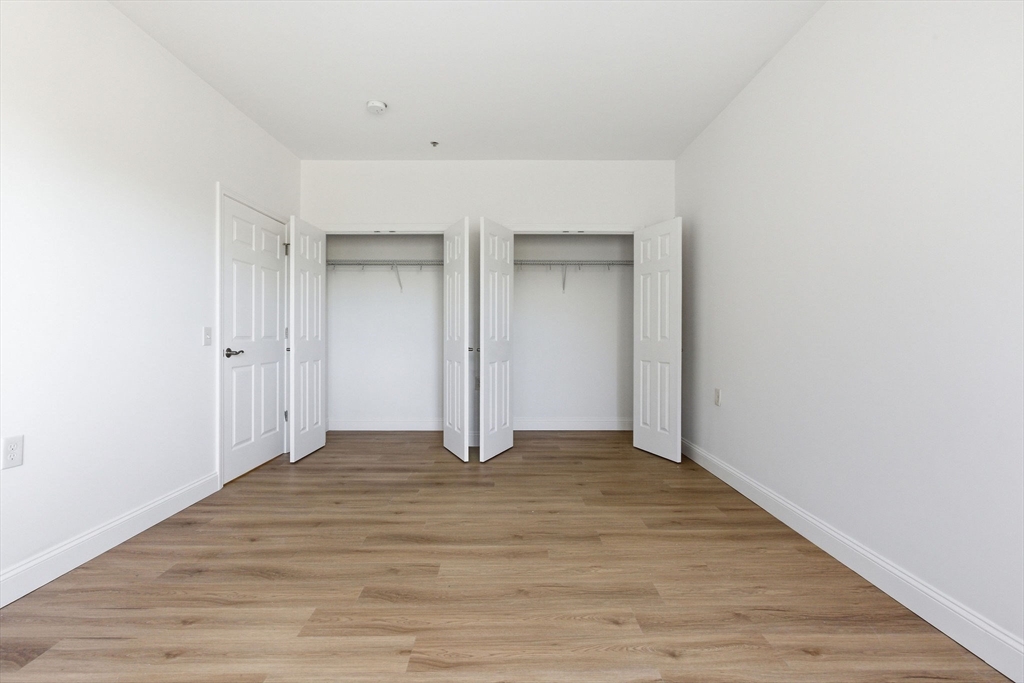 100 Alden St # 308