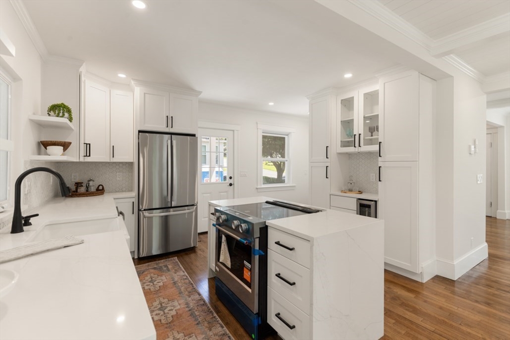 6 Highland Ave