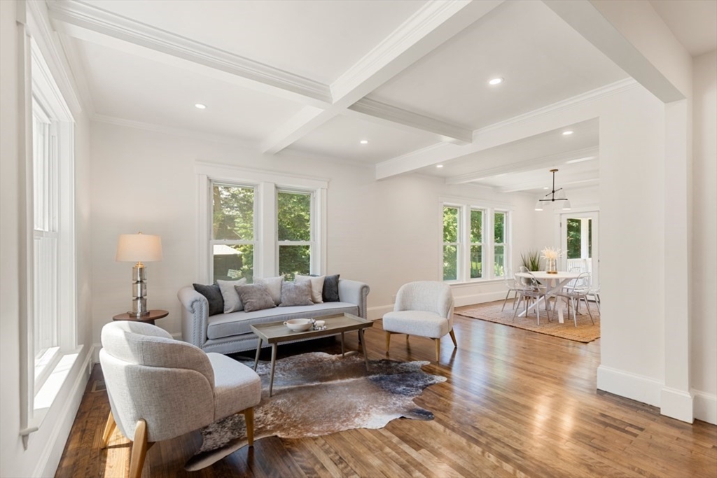 6 Highland Ave