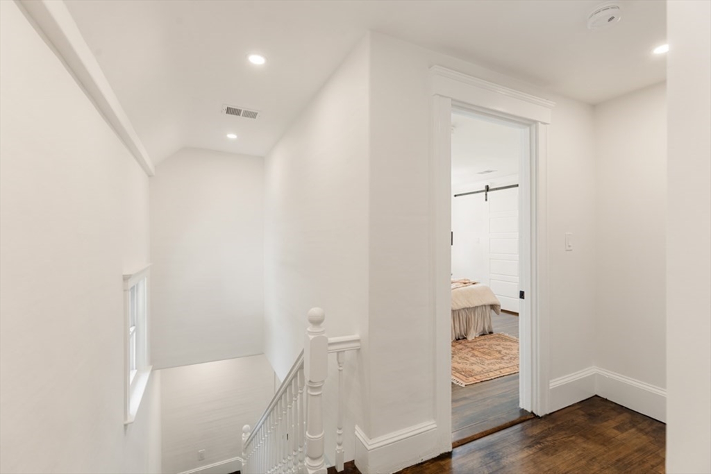 6 Highland Ave