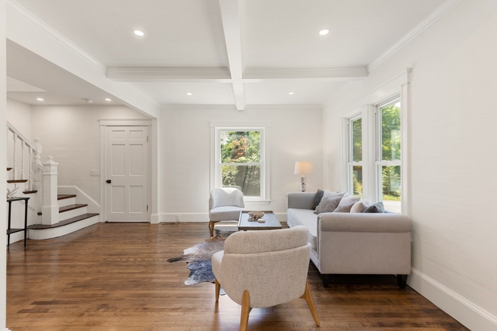 6 Highland Ave