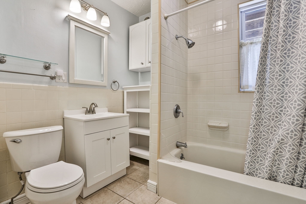 238 Poplar St # 2