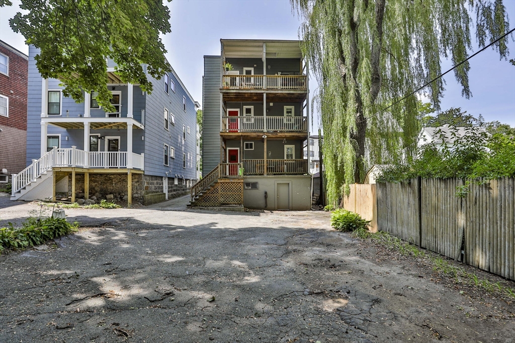 238 Poplar St # 2