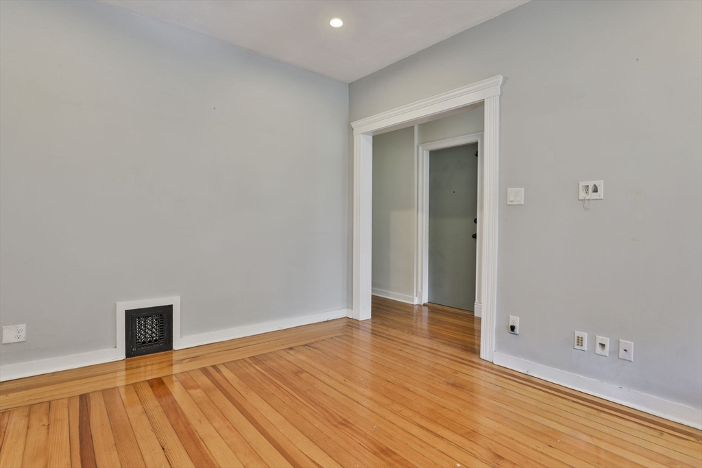 238 Poplar St # 2