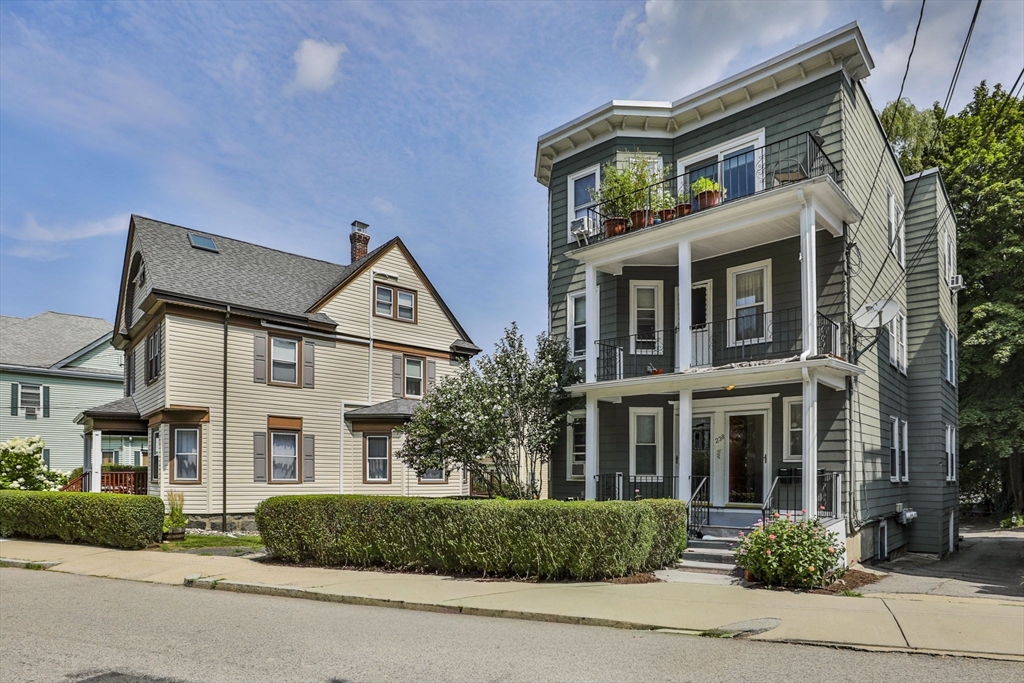238 Poplar St # 2