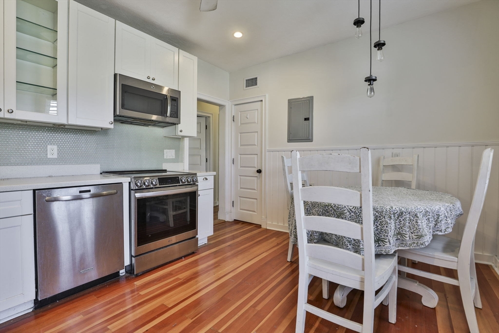 238 Poplar St # 2