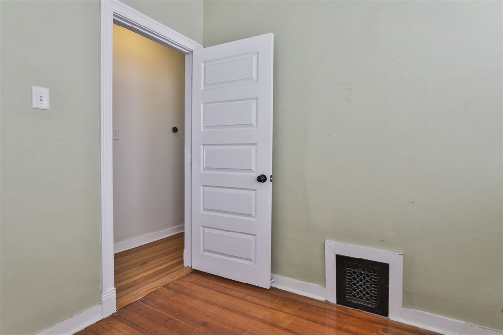 238 Poplar St # 2