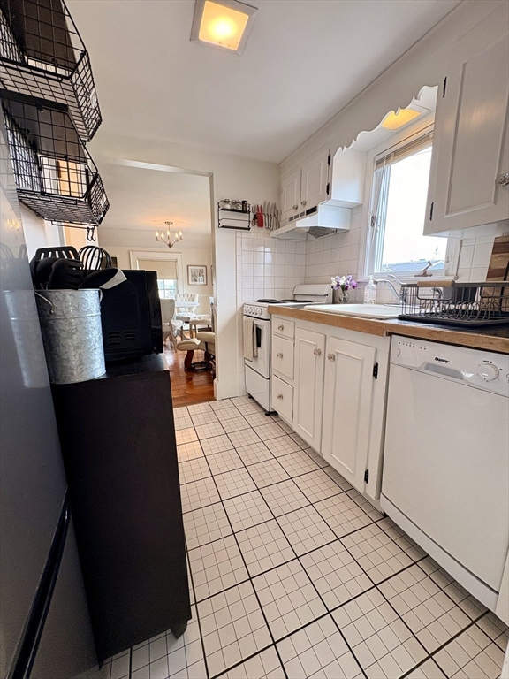 77 Pleasant St # 5