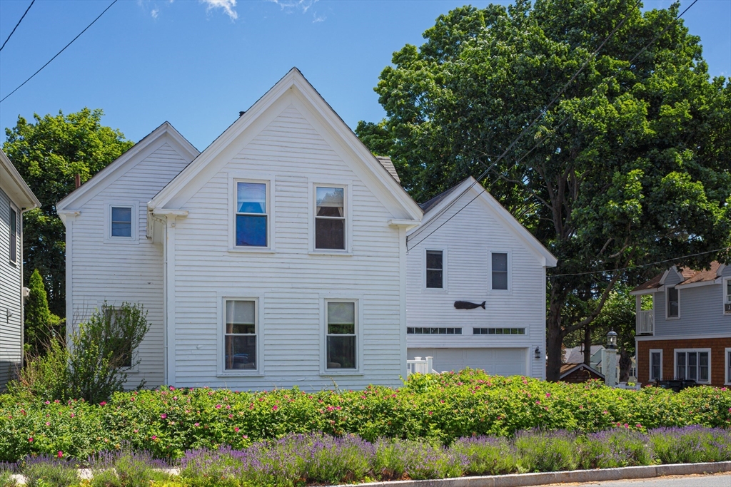 18 Jackson St