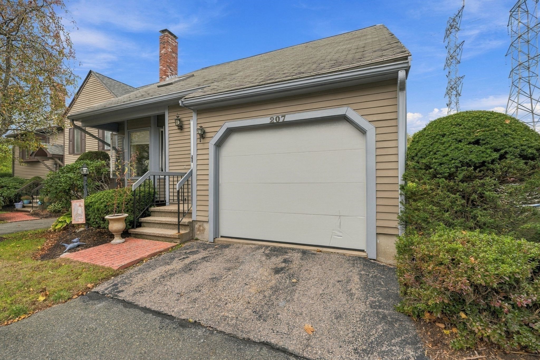 207 Copperwood Dr # 37