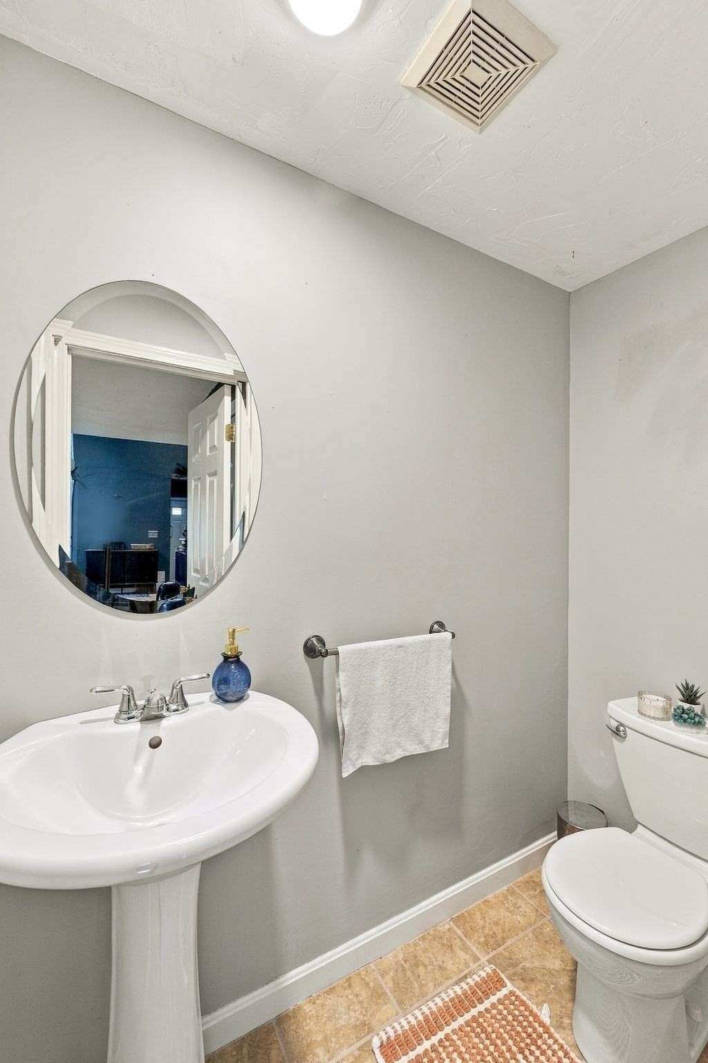 207 Copperwood Dr # 37