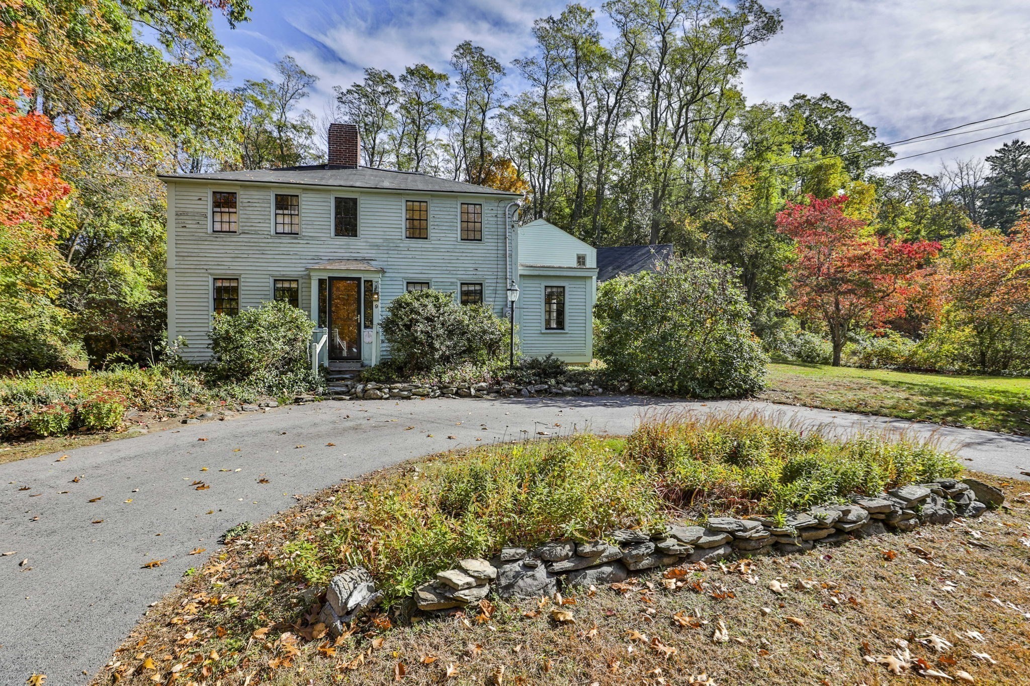 9 River Road