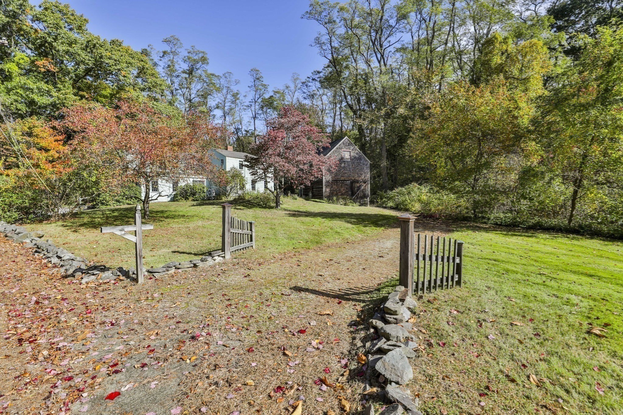 9 River Road