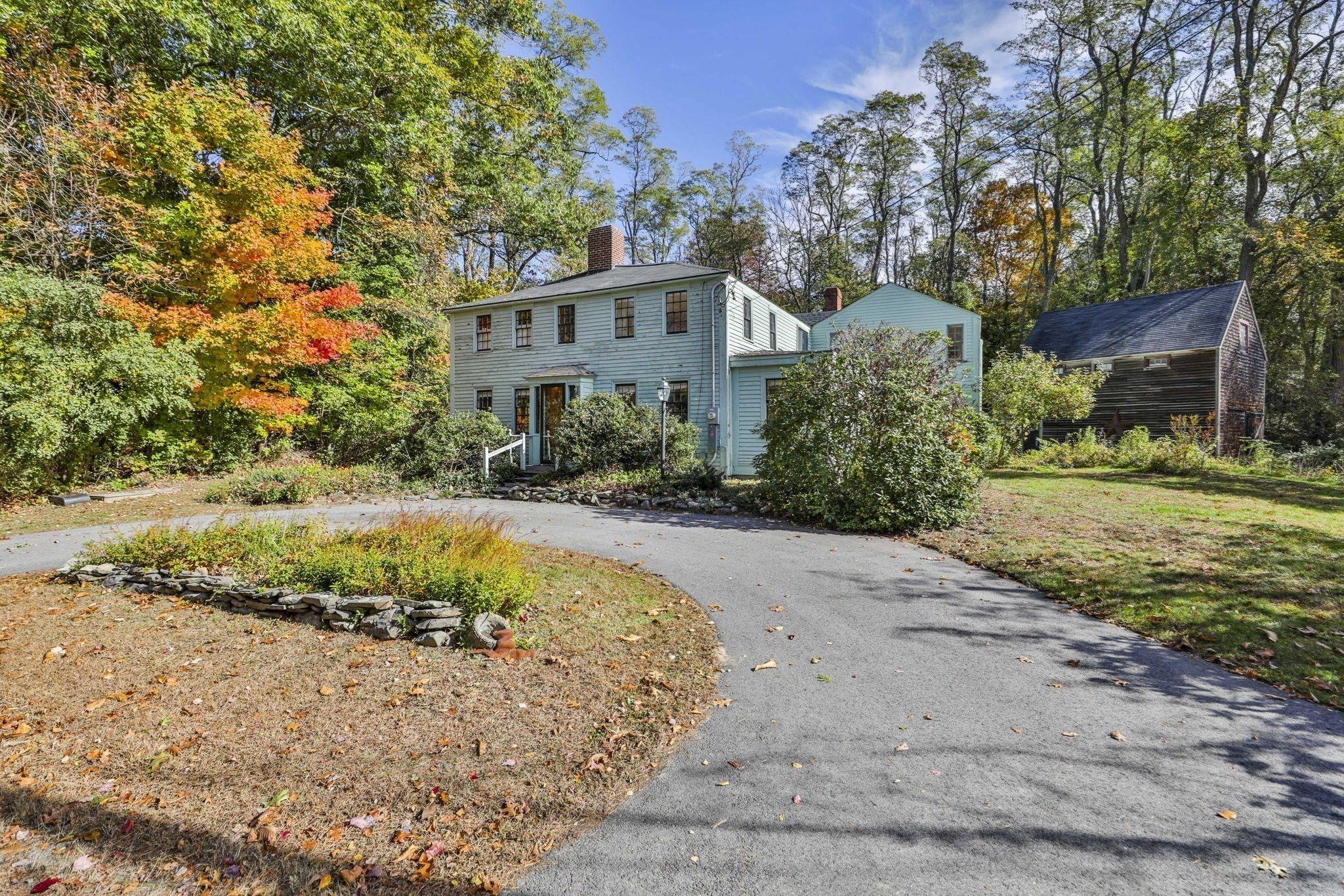 9 River Road