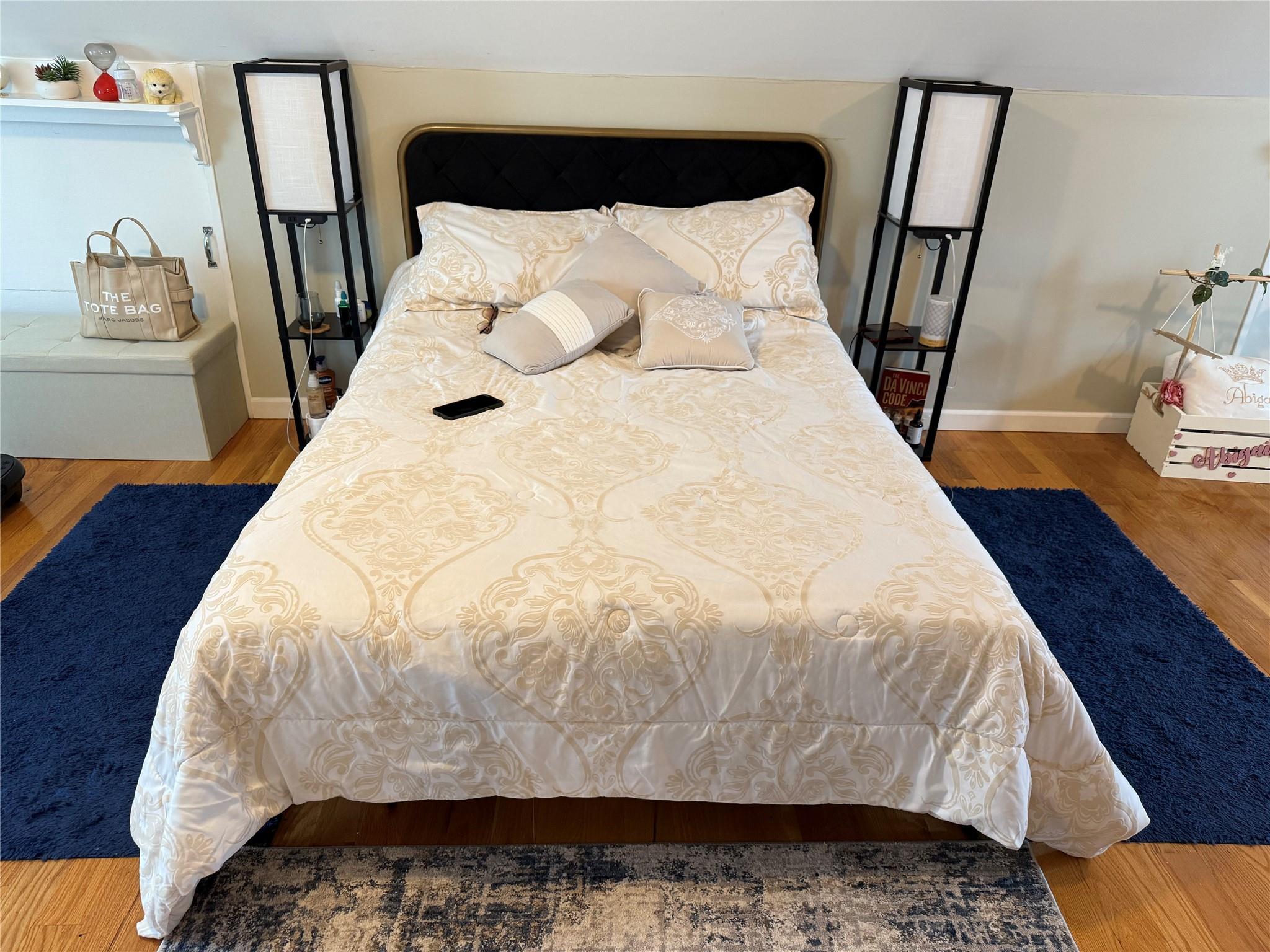 106 Jackson Avenue Unit: 2nd Fl