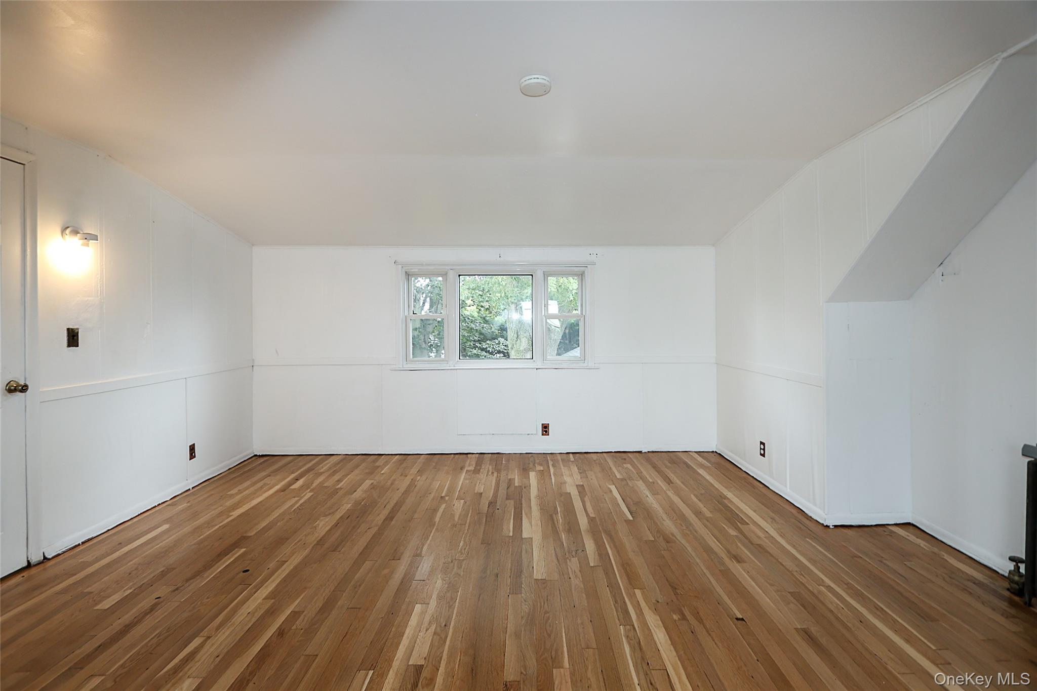 33 Cherry Lane