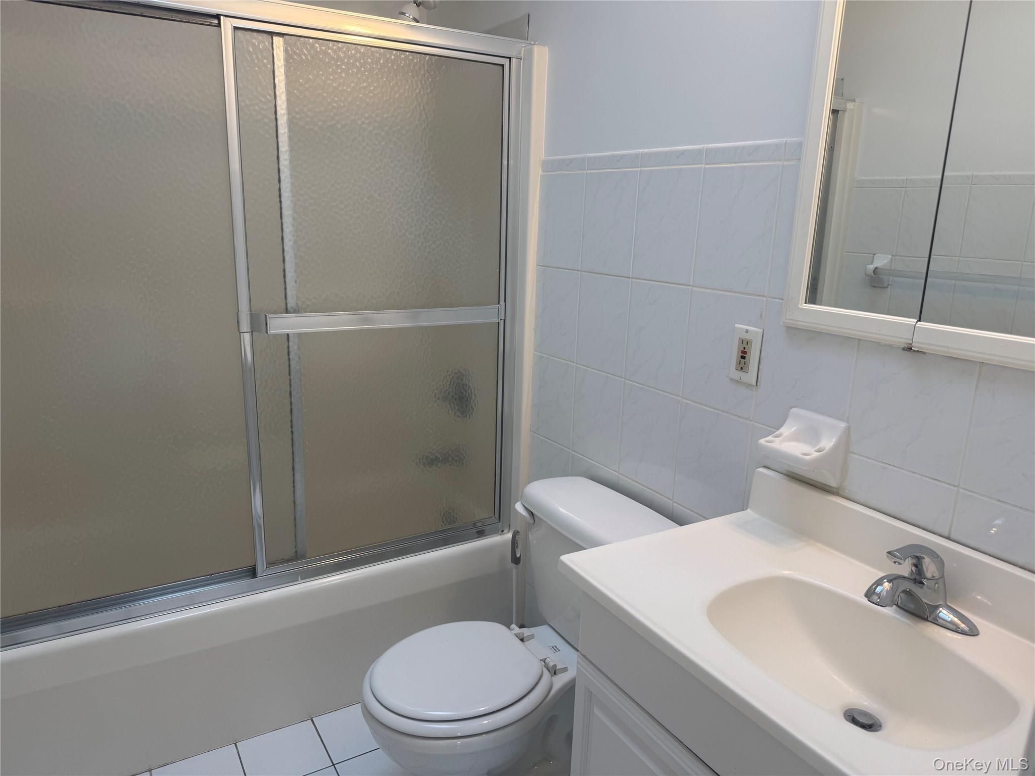 219 Manhattan Avenue