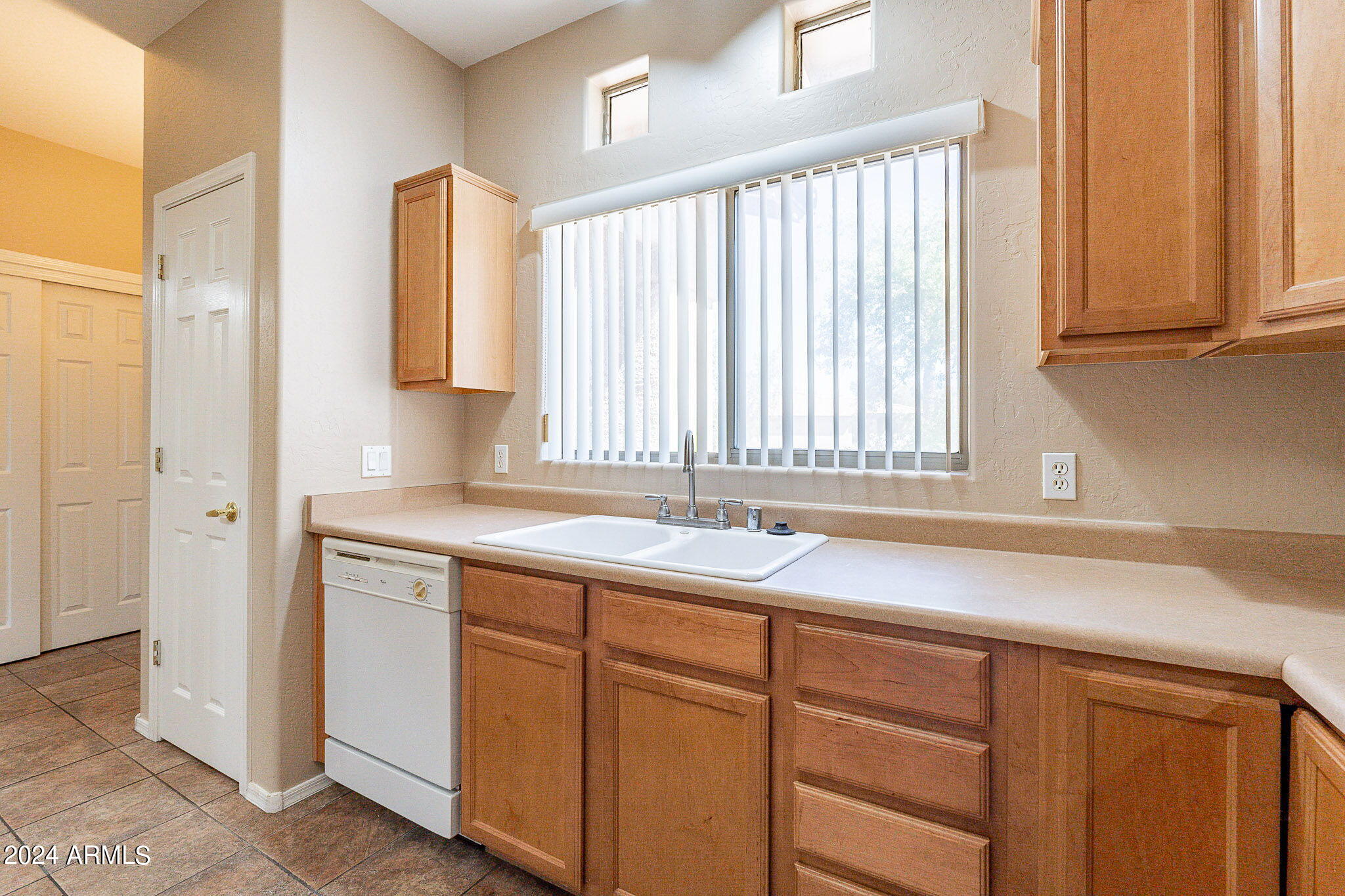 1351 N PLEASANT Drive # 2098