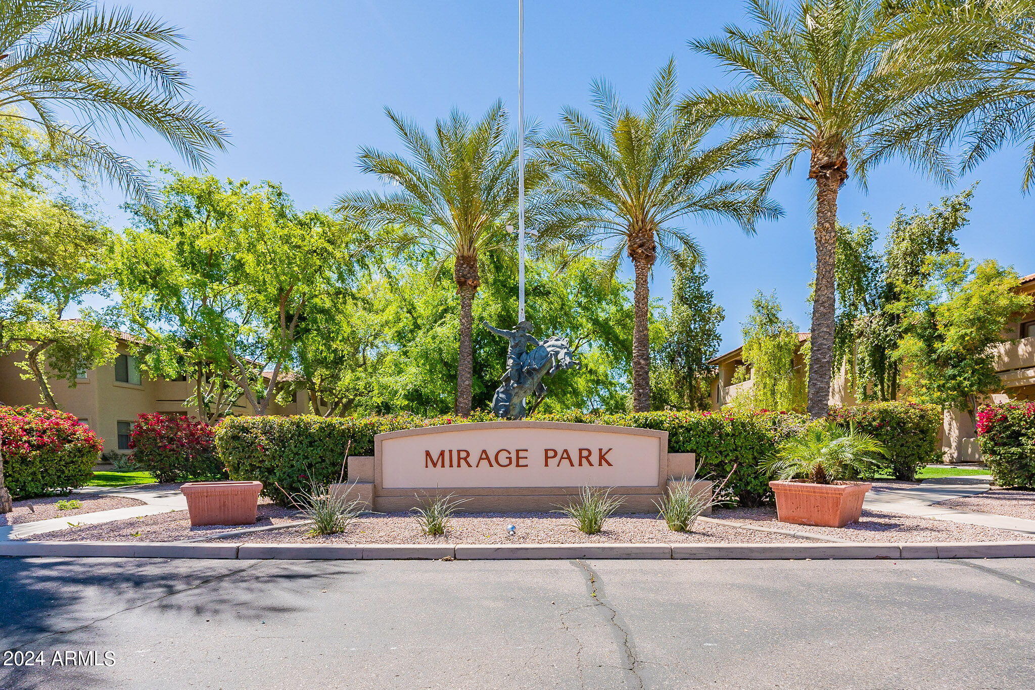 1351 N PLEASANT Drive # 2098