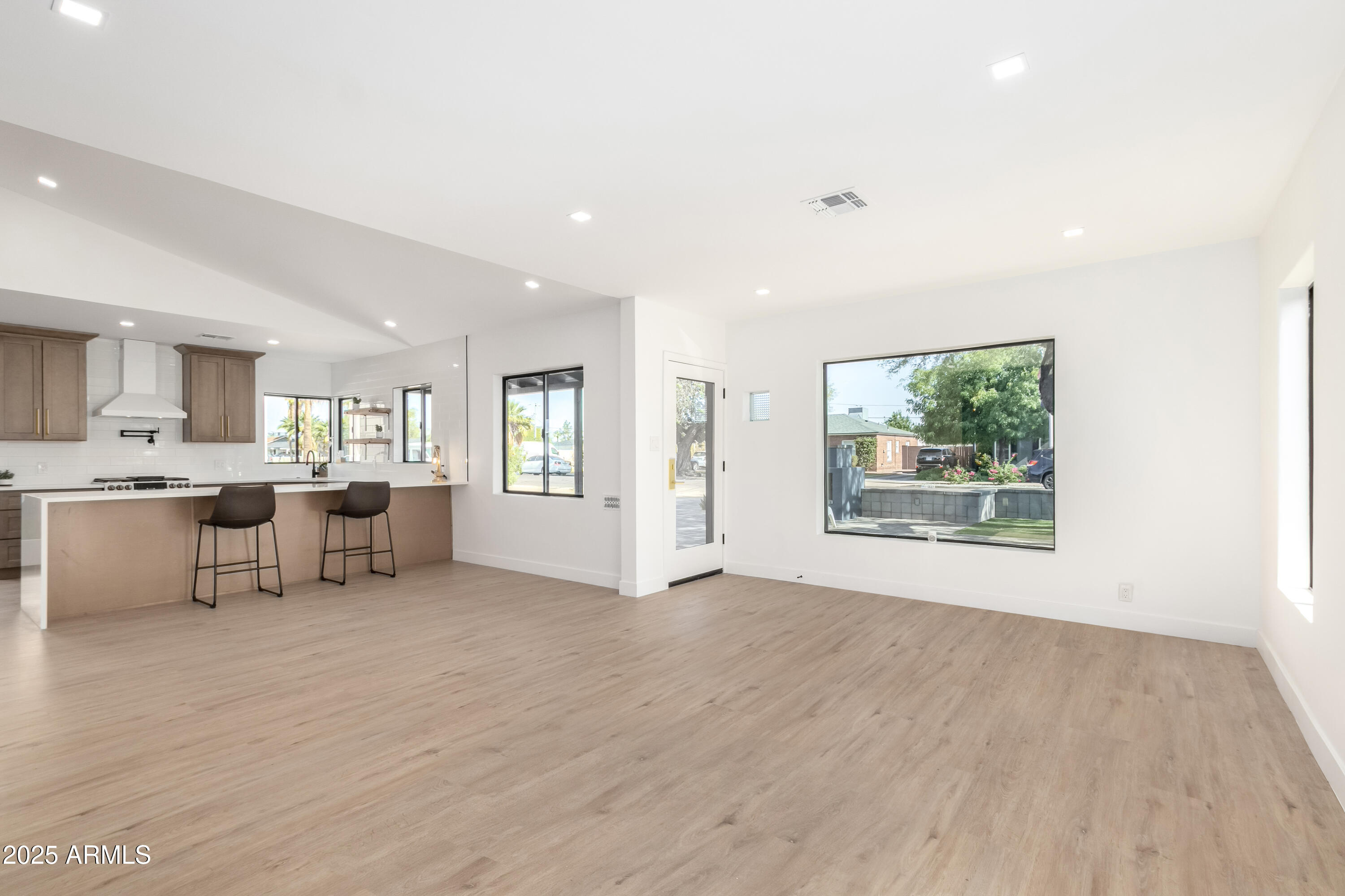 1338 E GRANADA Road, Phoenix