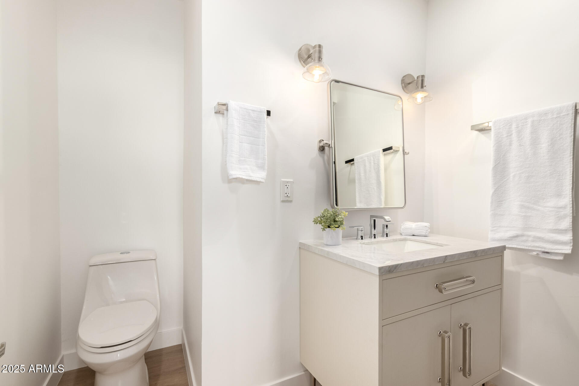 1338 E GRANADA Road, Phoenix