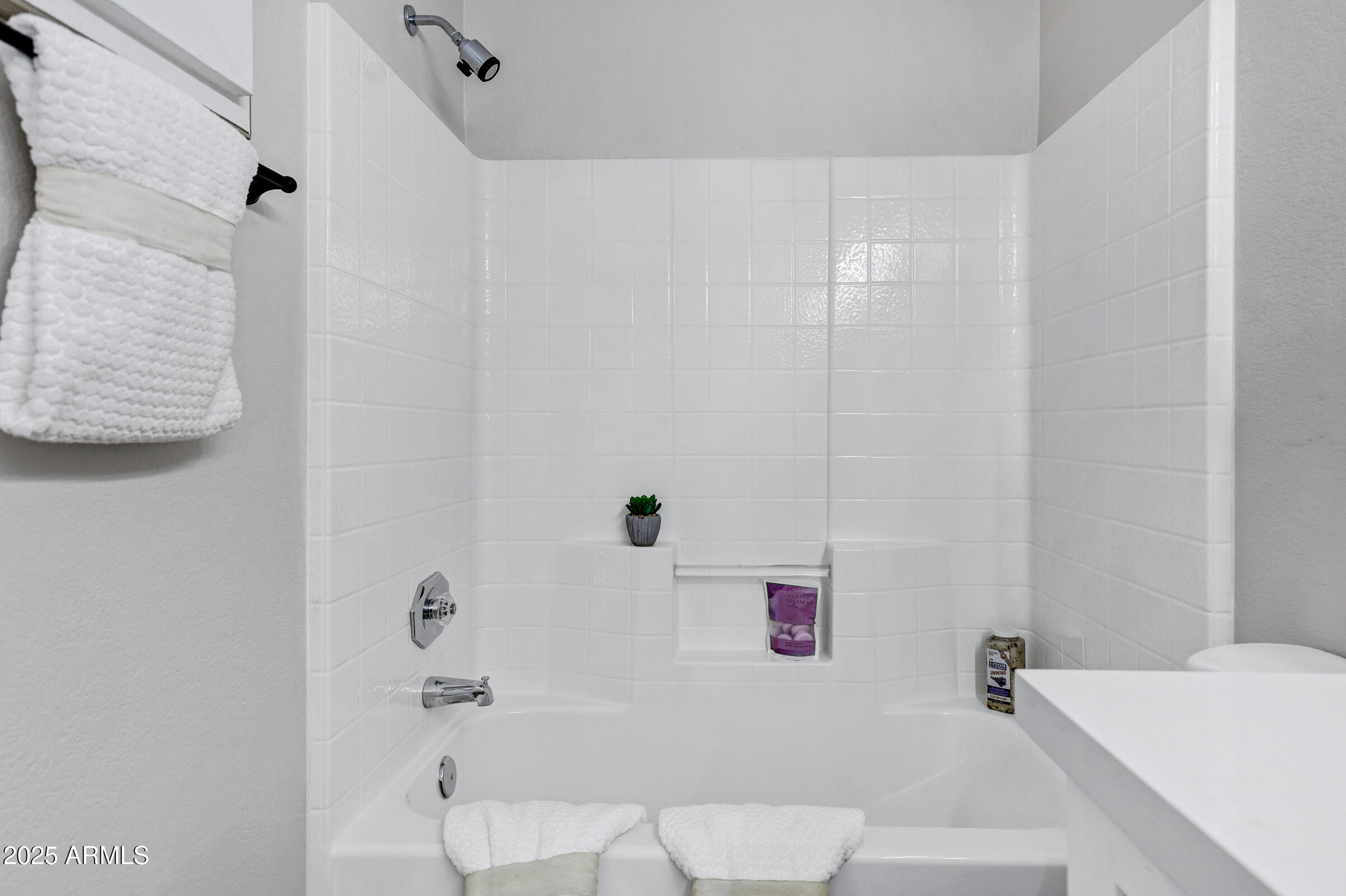 4617 E GOLDFINCH GATE Lane