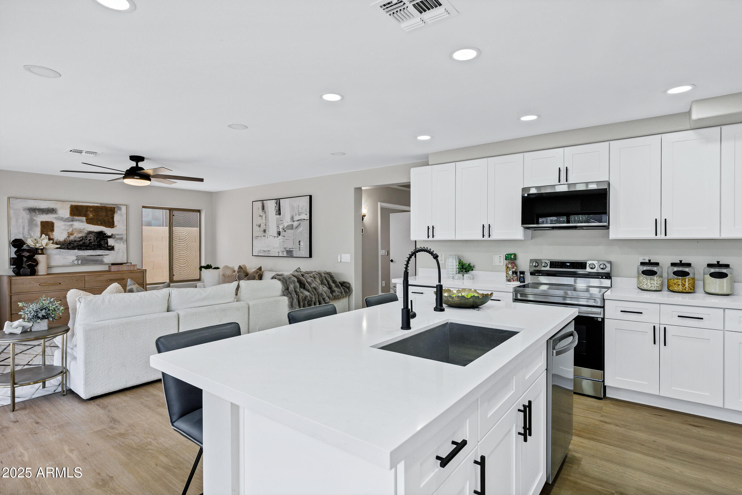 4617 E GOLDFINCH GATE Lane