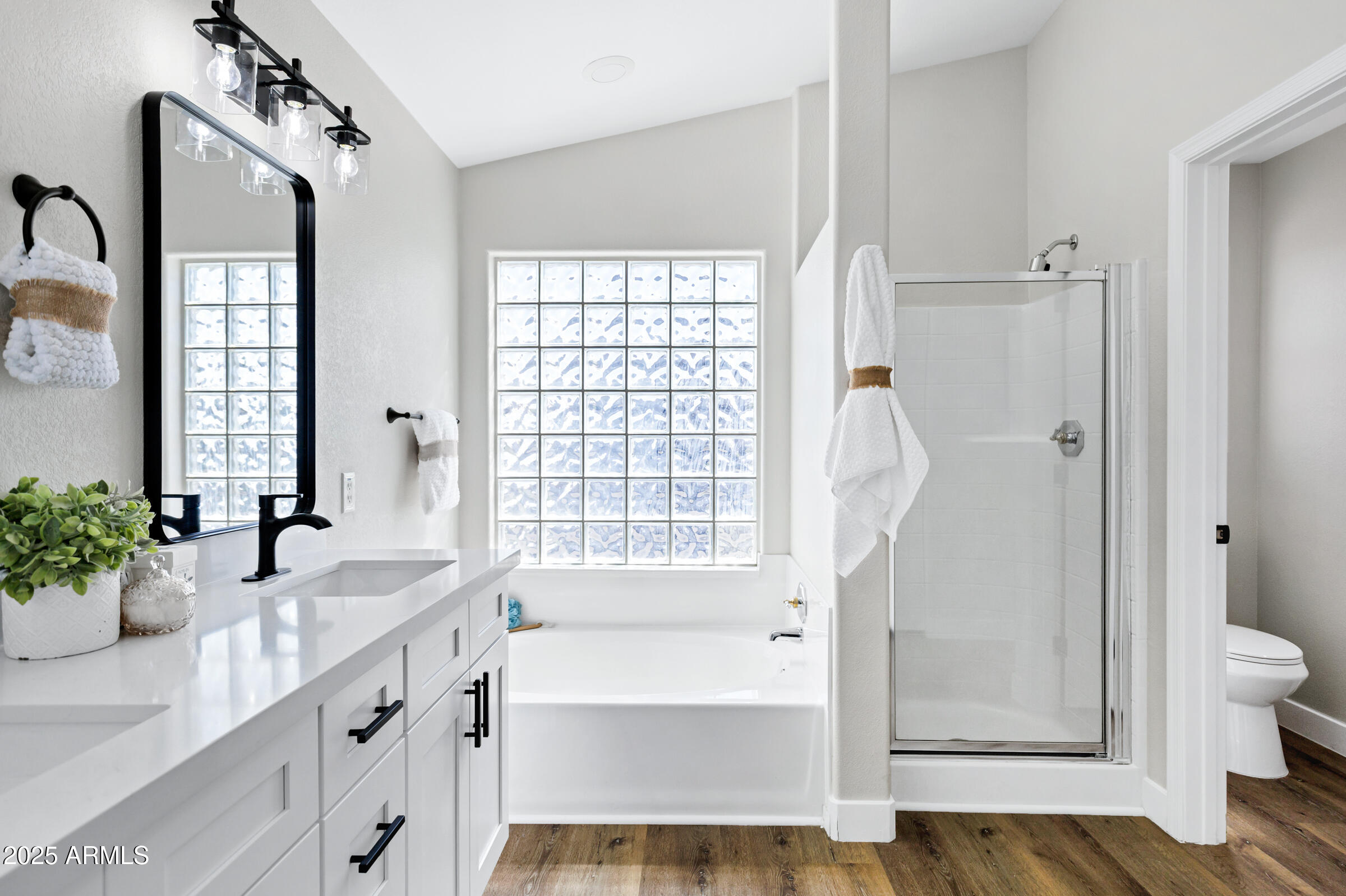 4617 E GOLDFINCH GATE Lane