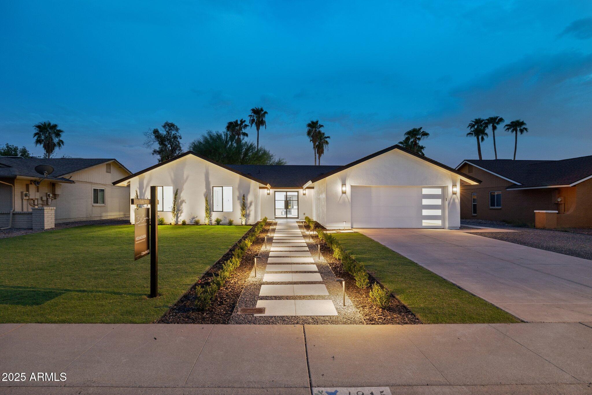 4815 E EVERETT Drive