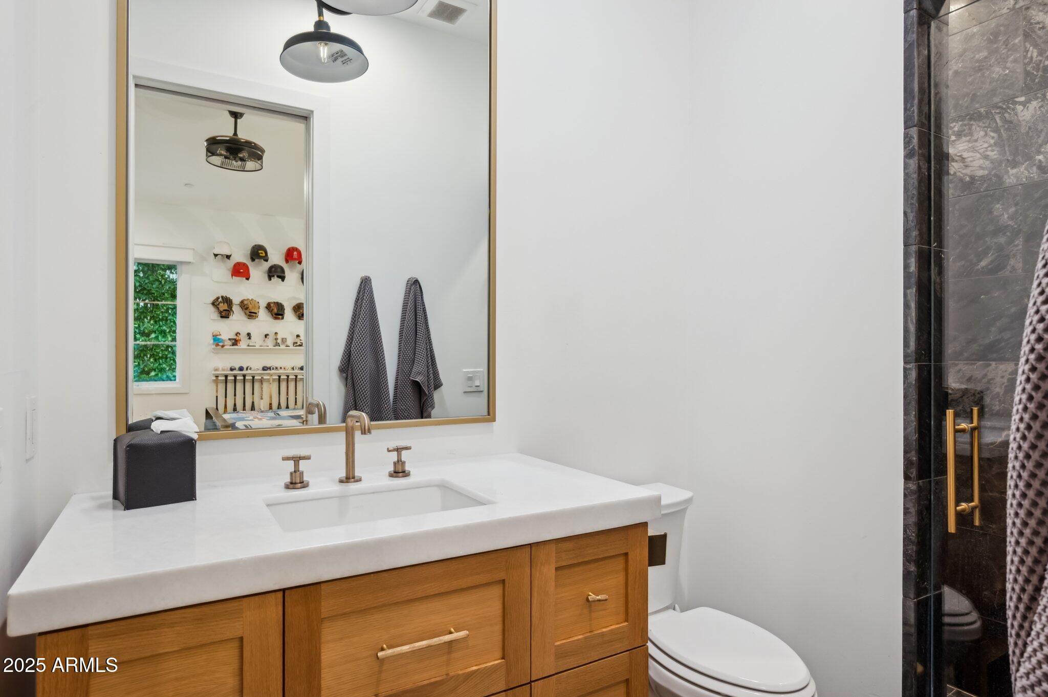 8624 E CAROL Way, Scottsdale