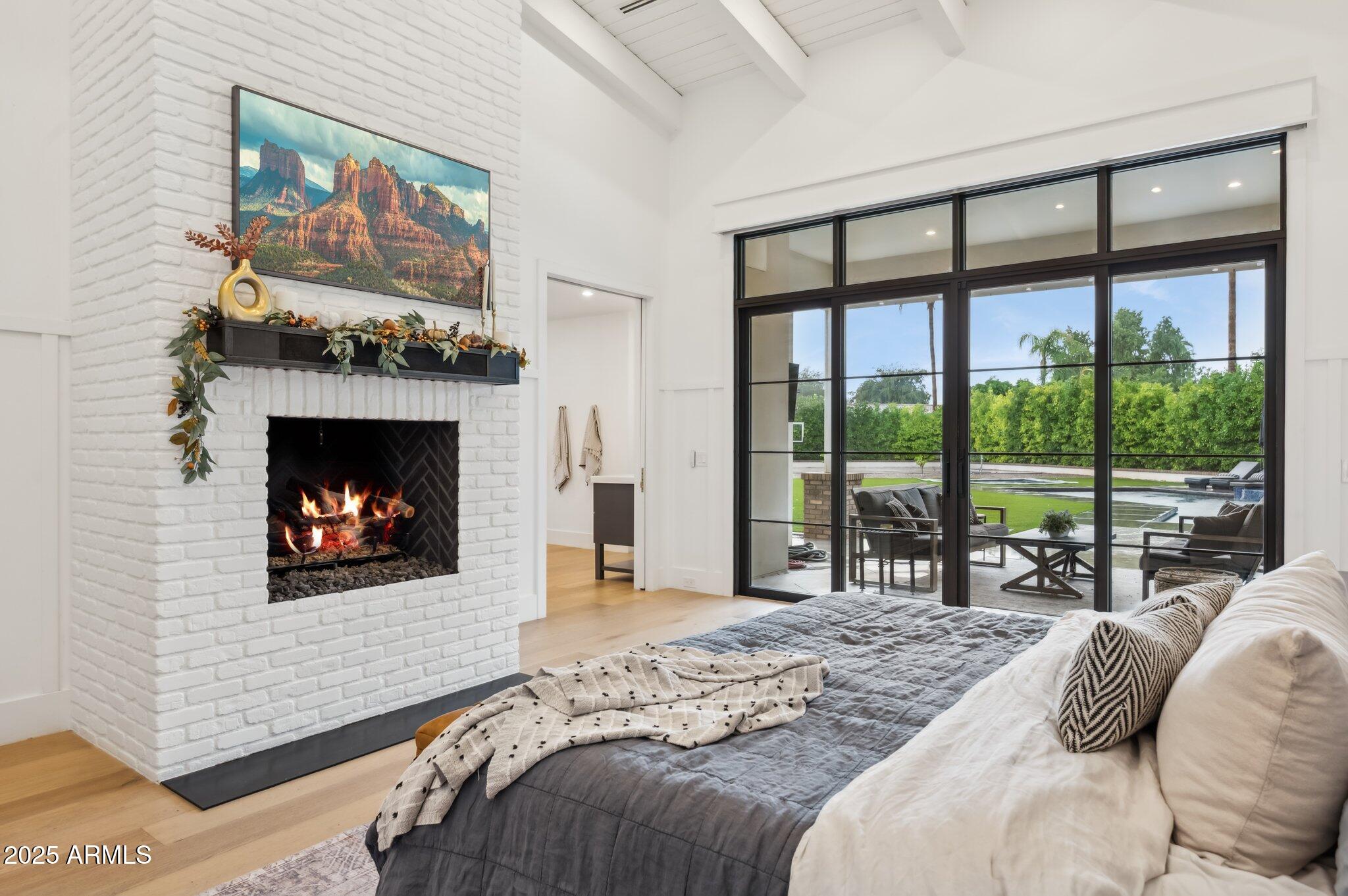 8624 E CAROL Way, Scottsdale