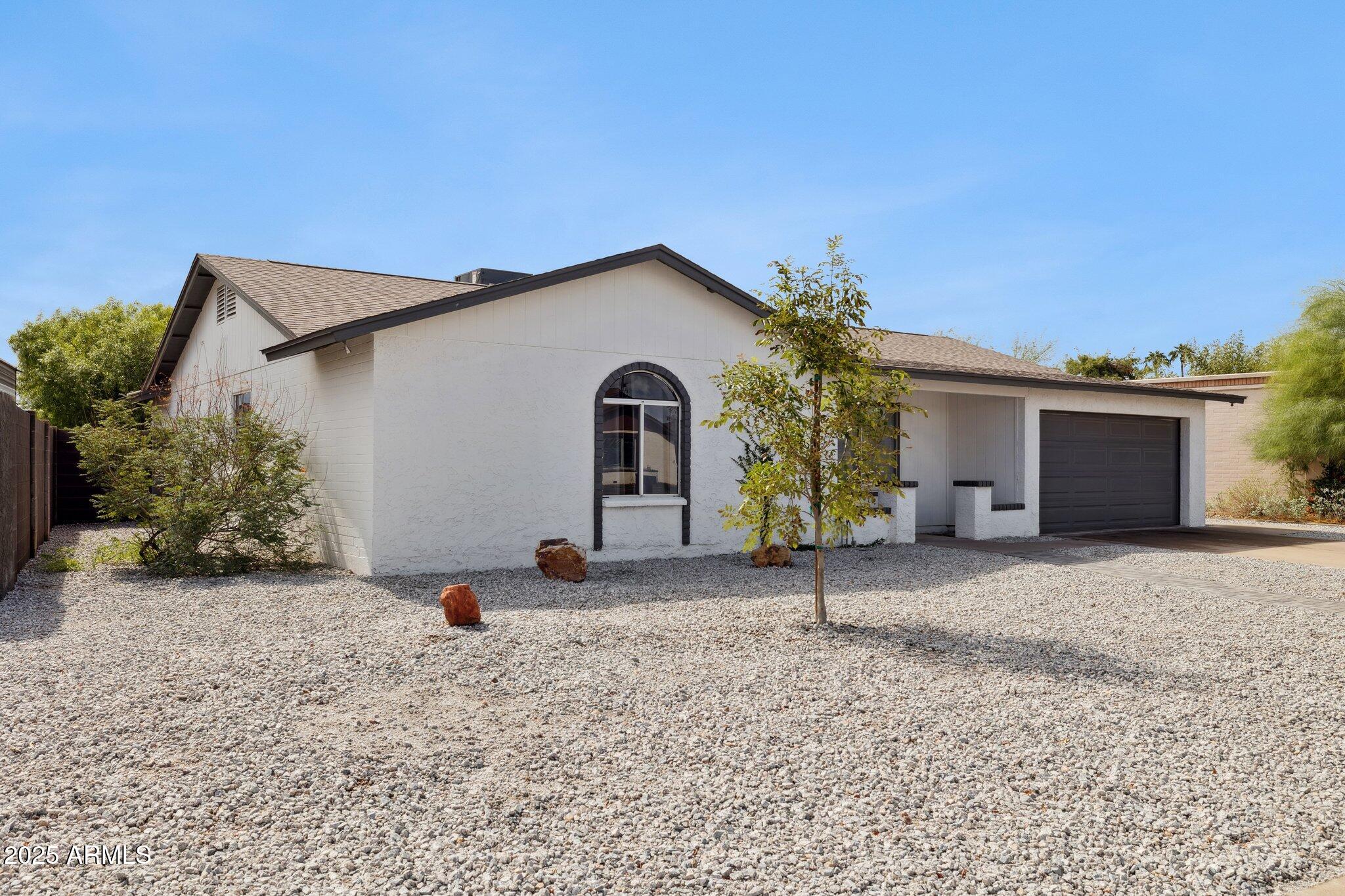 1713 W CORTEZ Circle, Chandler