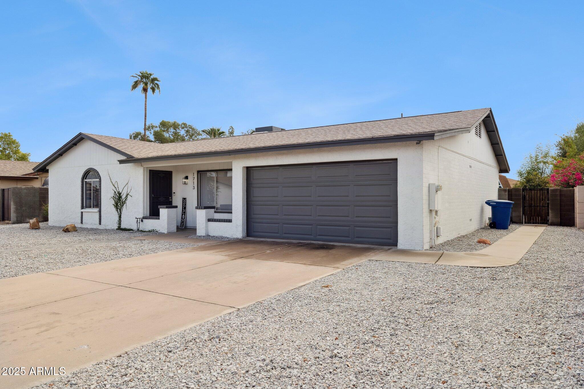 1713 W CORTEZ Circle, Chandler