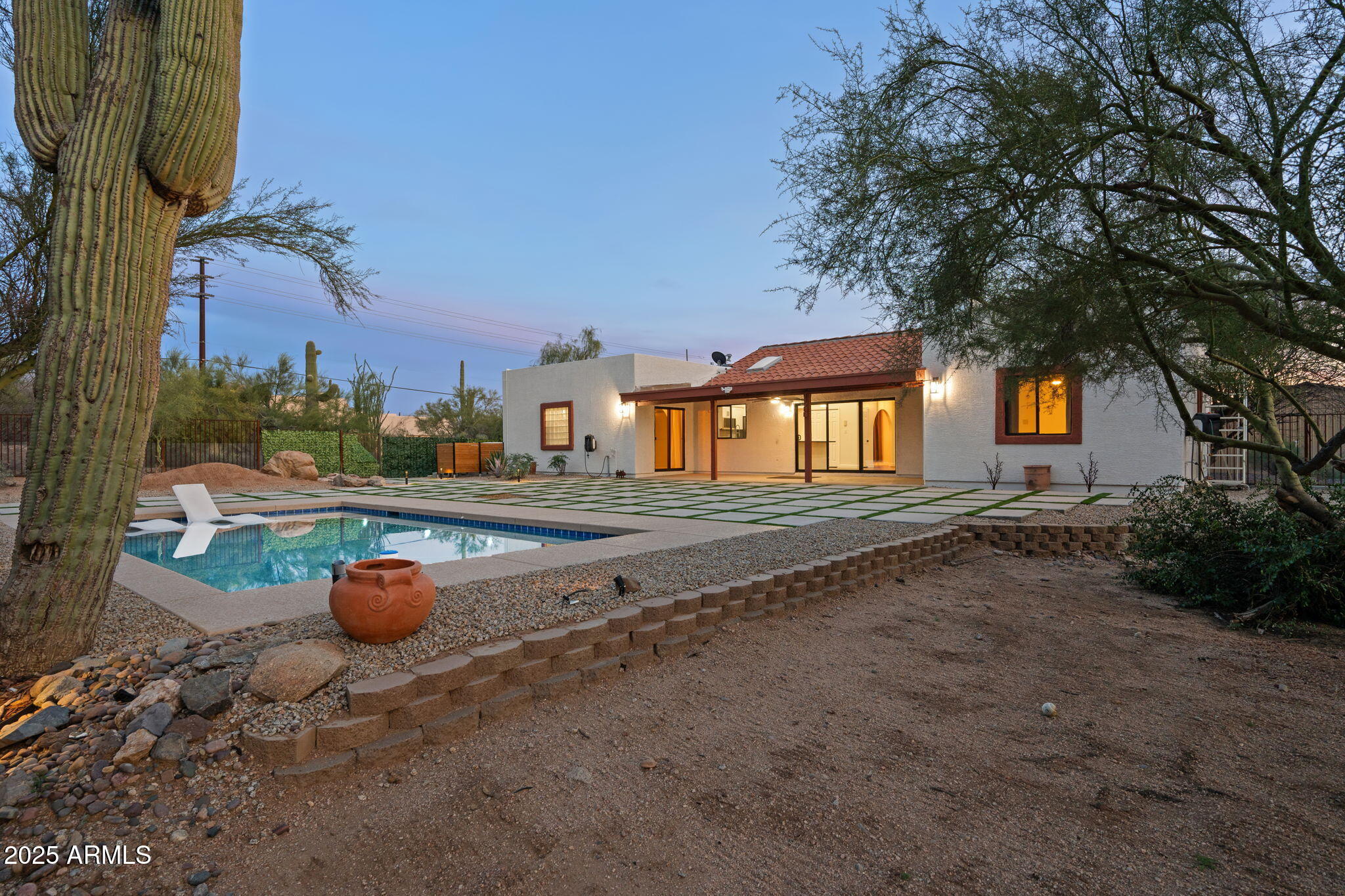 6548 E BARWICK Drive