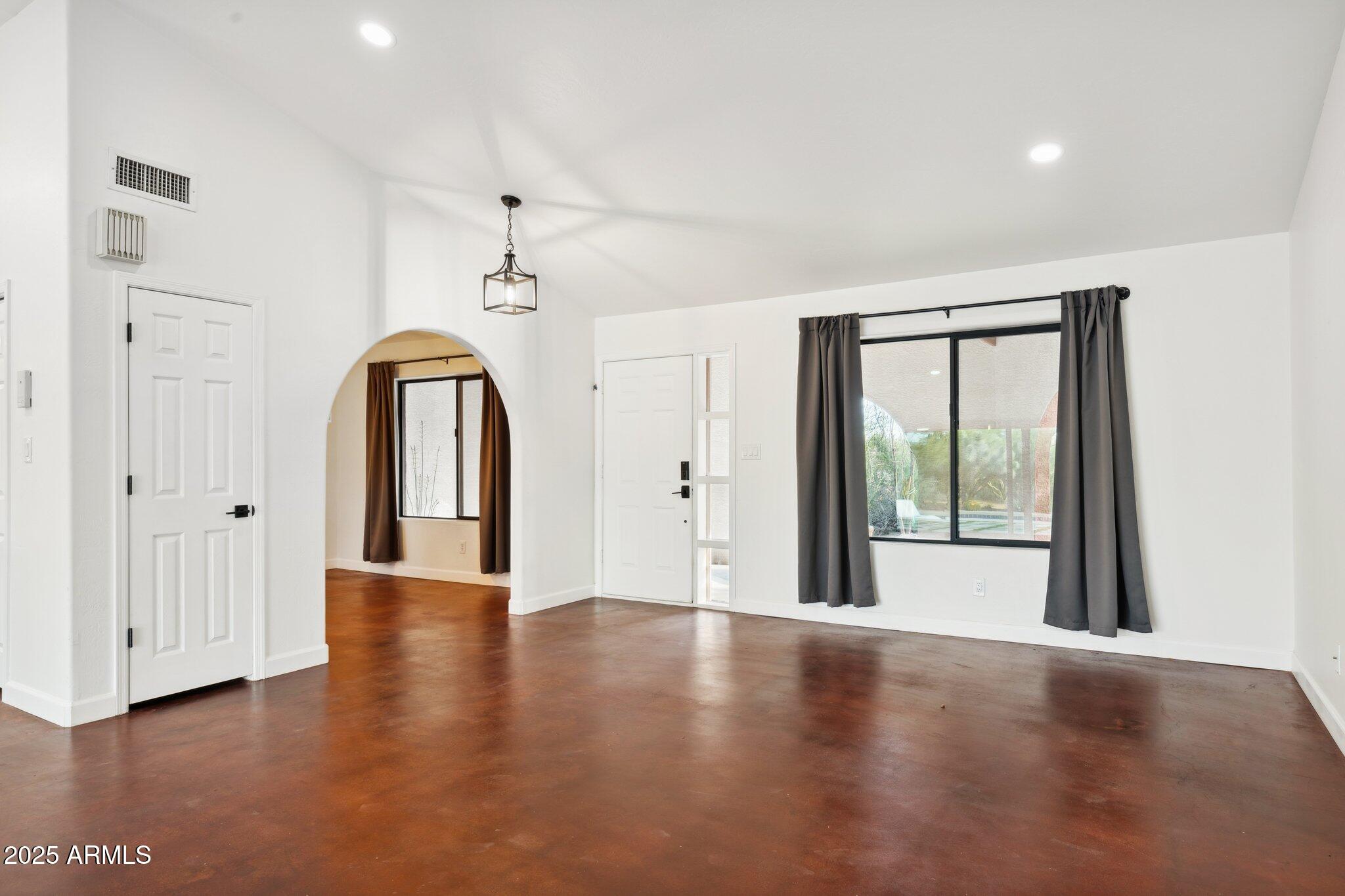 6548 E BARWICK Drive