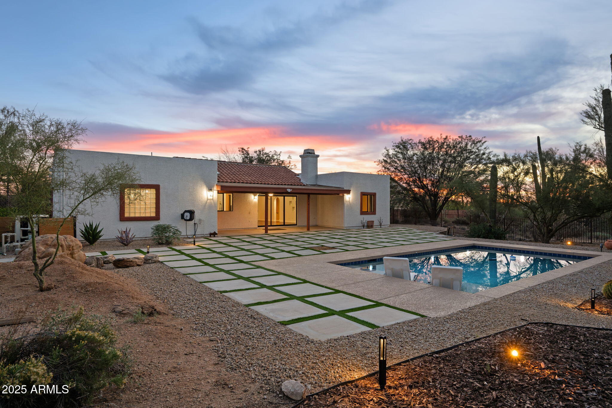 6548 E BARWICK Drive