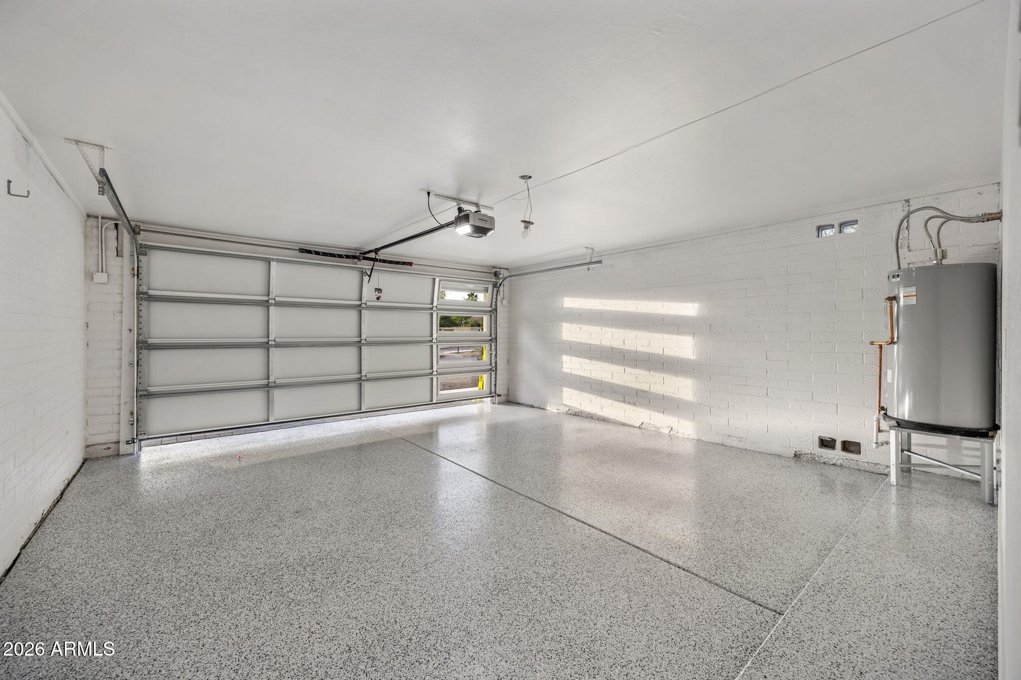 5129 E VOLTAIRE Avenue