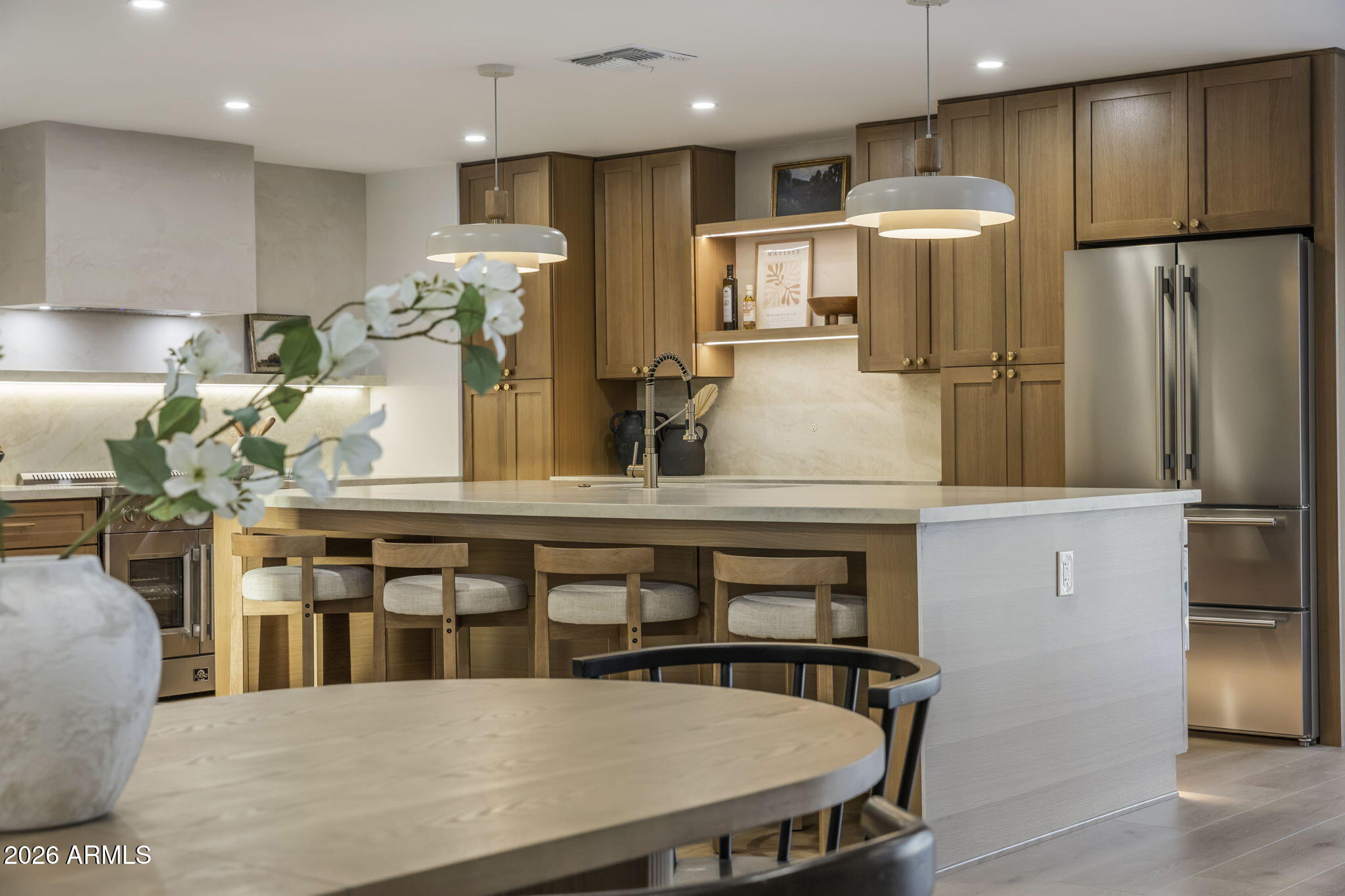 5129 E VOLTAIRE Avenue