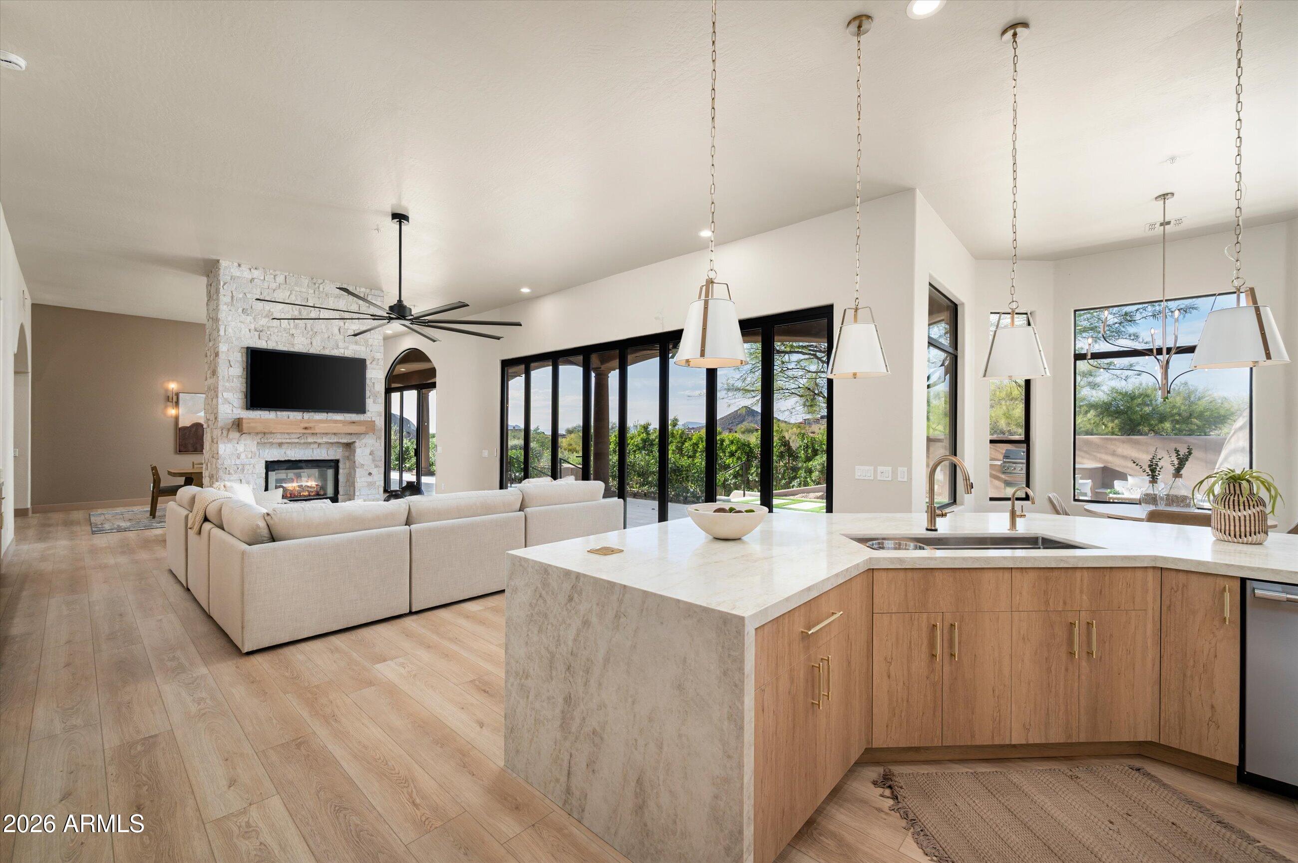 10914 E CINDER CONE Trail