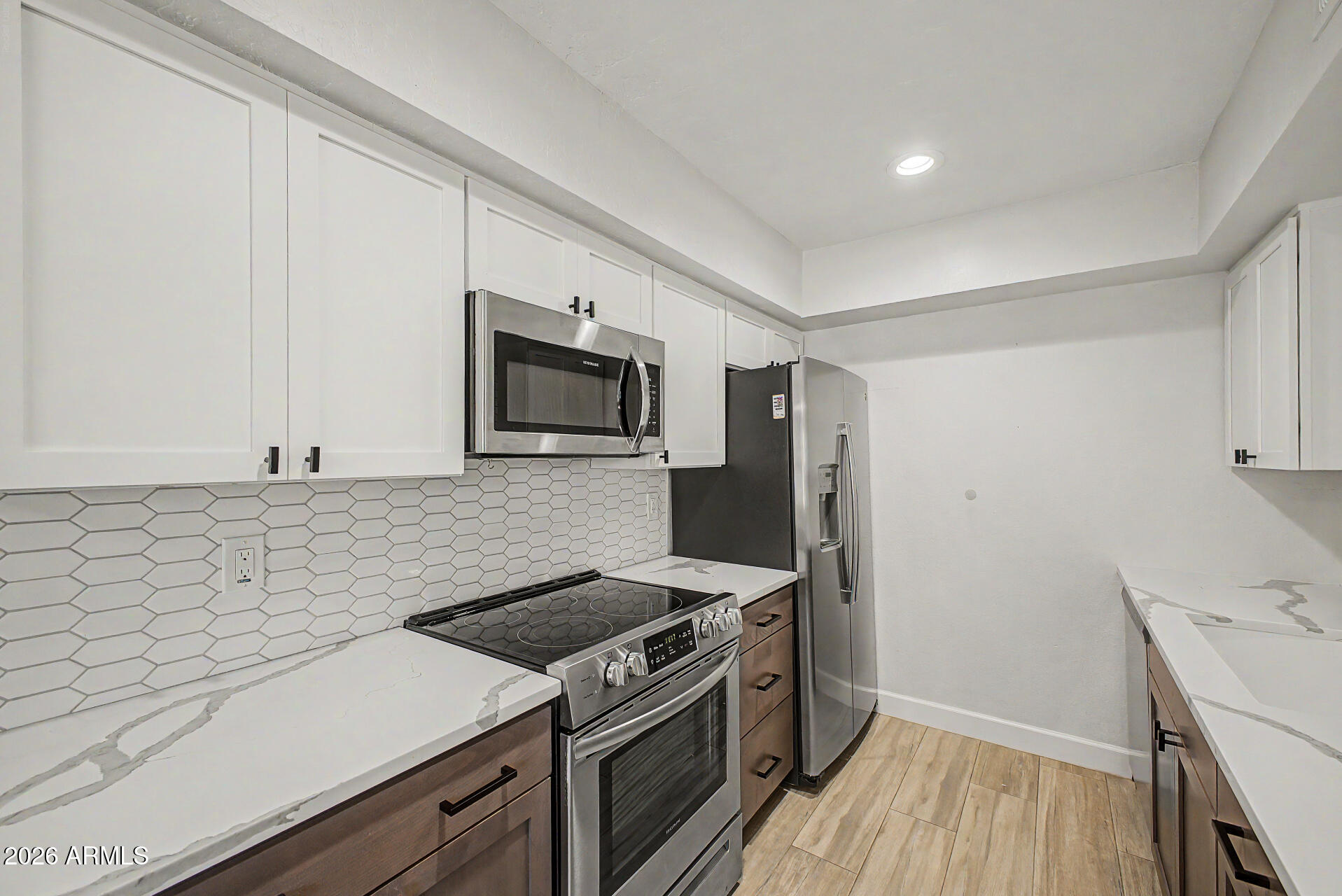 1245 N GRANITE REEF Road