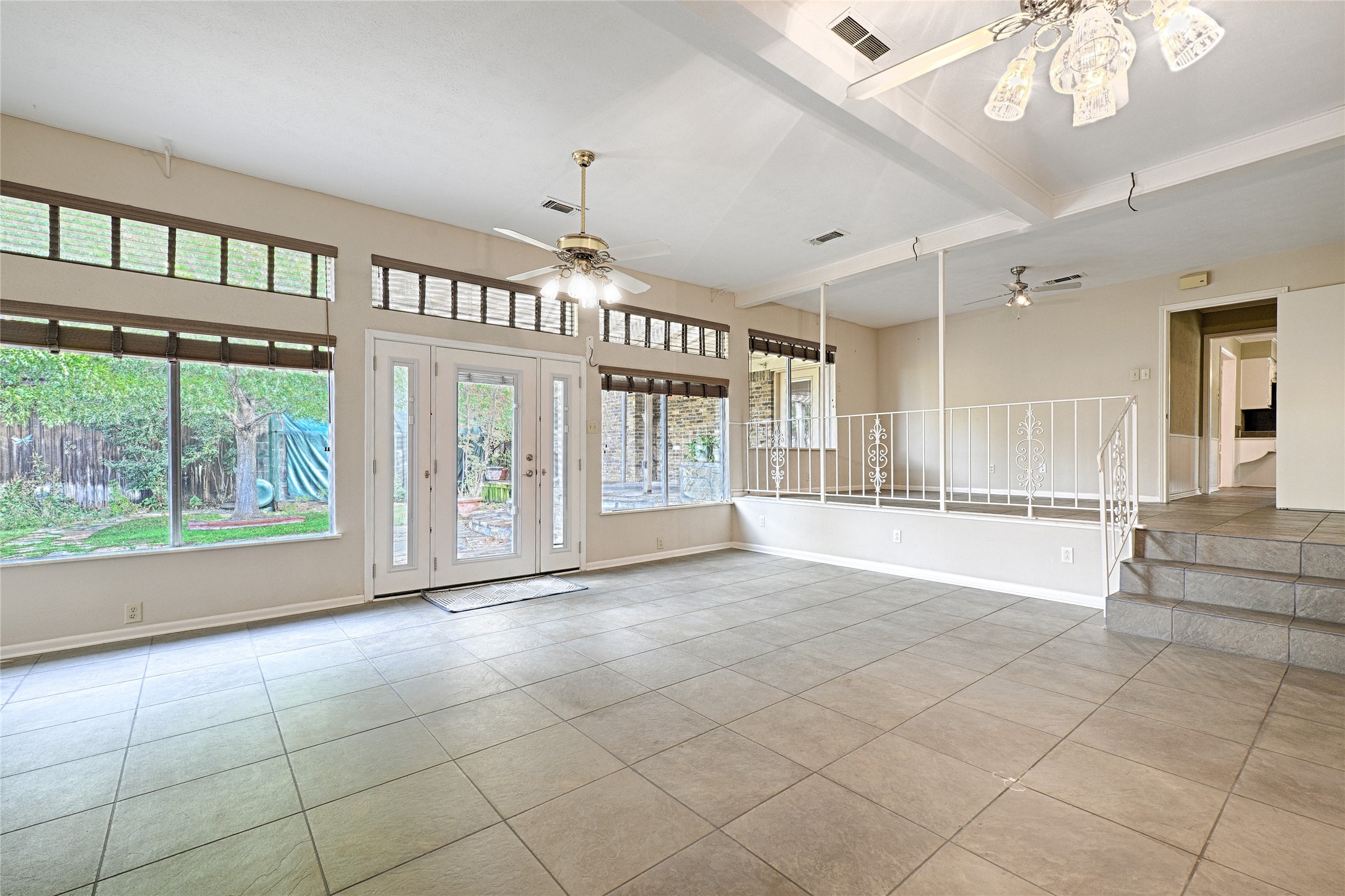 2716 Wagonwheel Drive